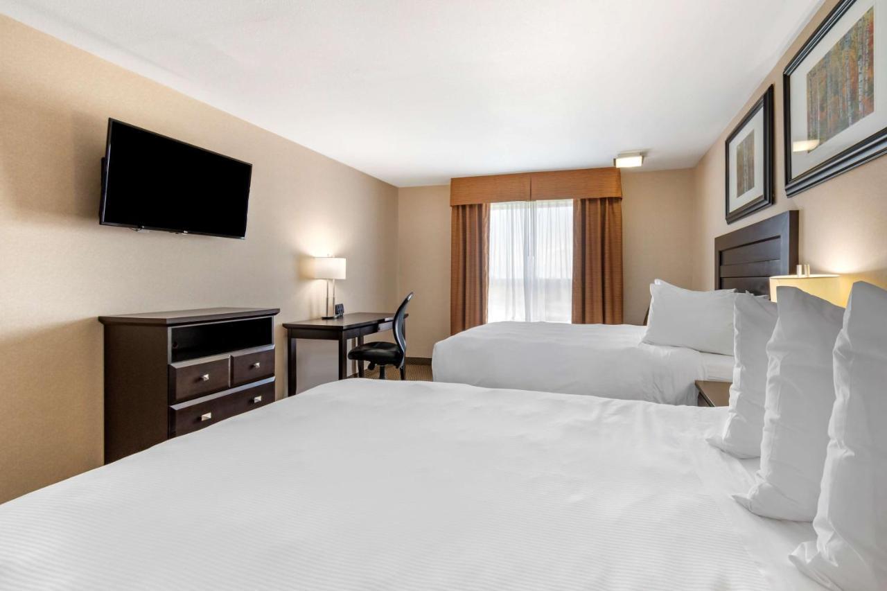 Best Western Bonnyville Inn & Suites Екстериор снимка